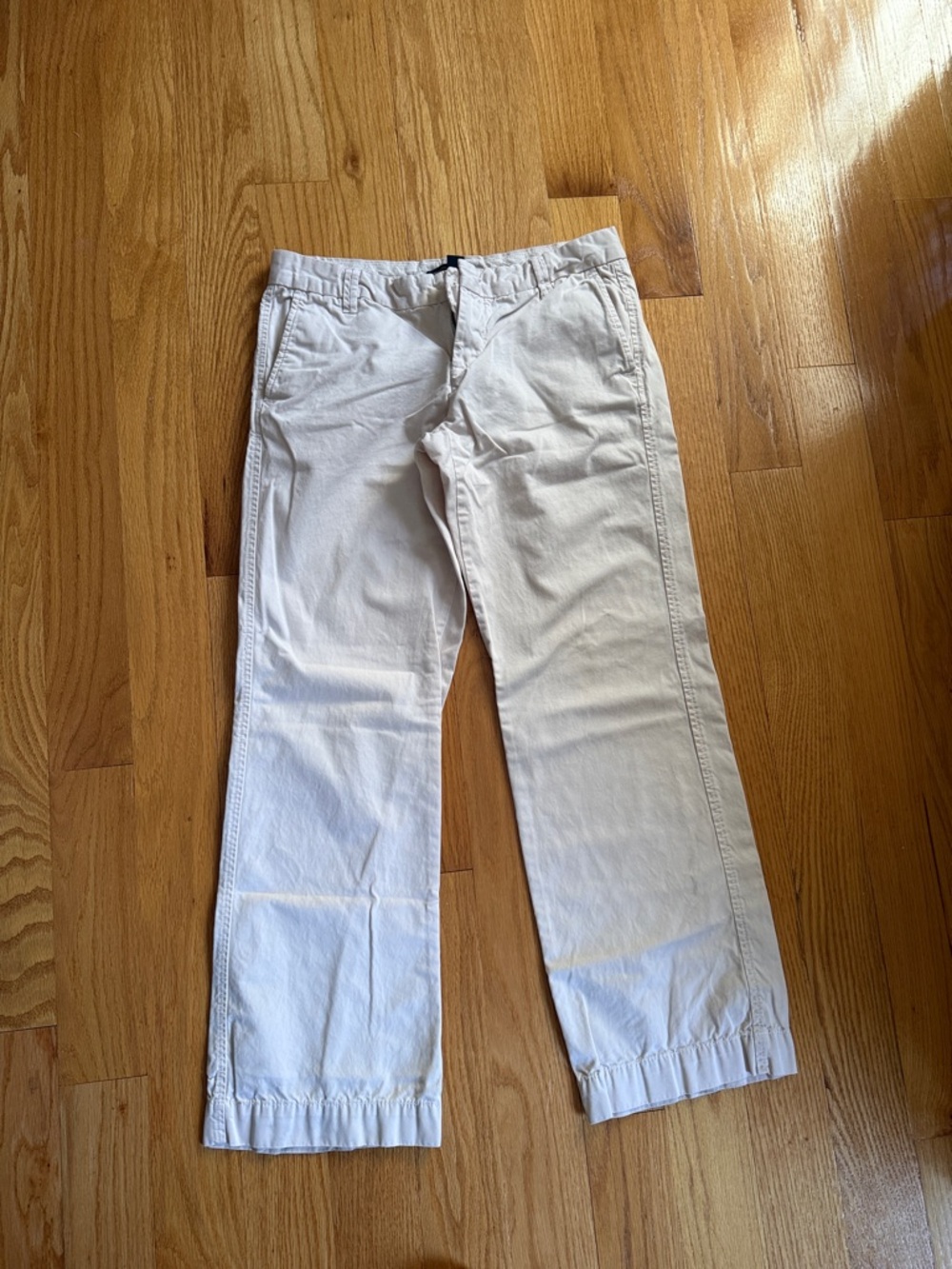 GAP off-White Women’s Chino Pants